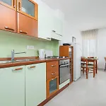 Maya With Sea View 公寓 波雷奇