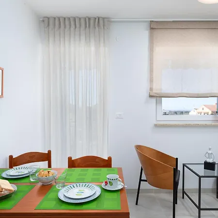 Apartman Maya With Sea View Poreč