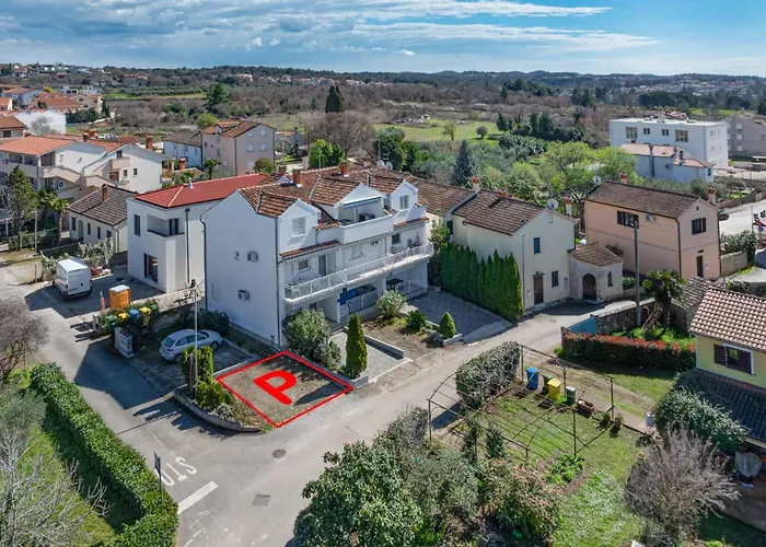 Maya With Sea View Пореч