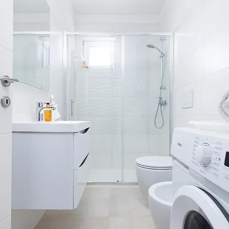 Apartment Maya With Sea View Porec