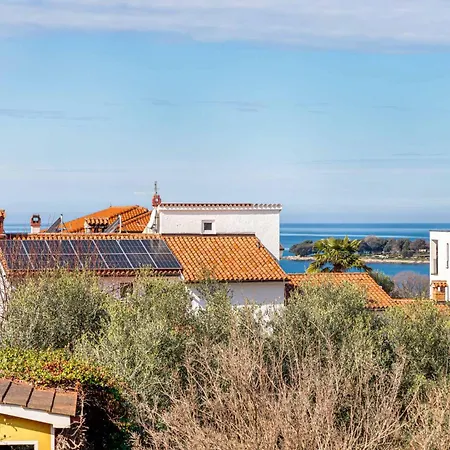 Maya With Sea View Apartment *